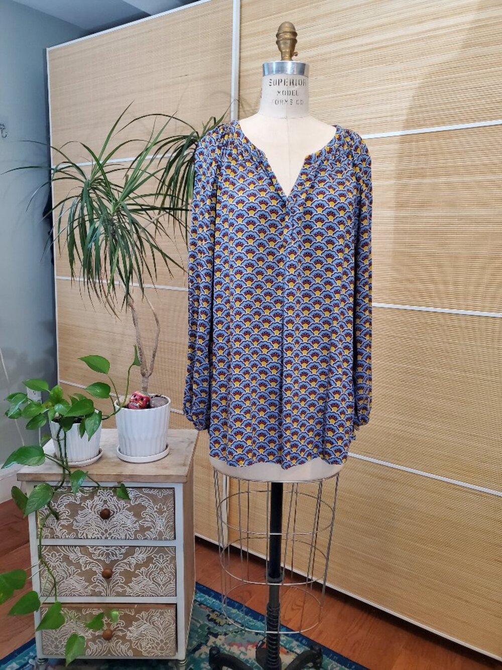 Nearly New Boden Multicolor Fan Print Viscose Popover Blouse size 14